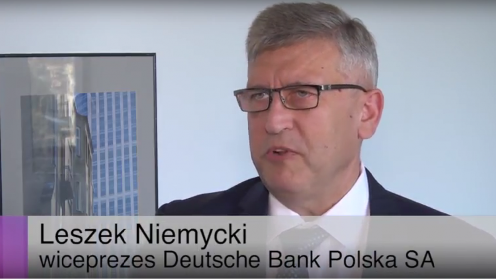 Potężny bank działający w Polsce wierzy, że największe kłopoty ma już  za sobą